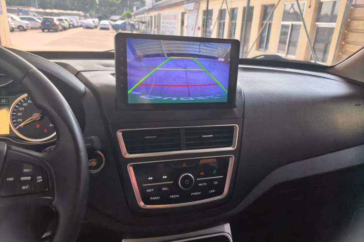 Used Bestune X40 2019 1.6L Automatic Luxury Edition China VI Audio And AC Panel