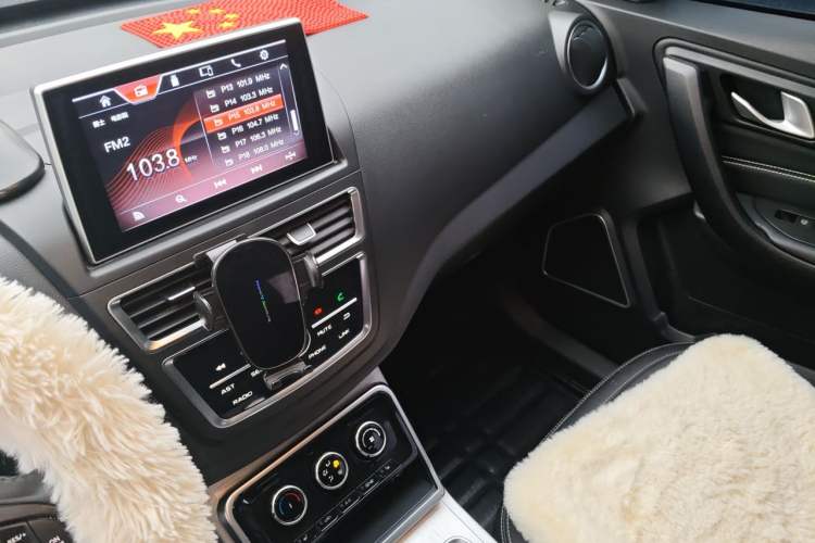Used Bestune X40 2019 1.6L Manual Luxury Edition China VI Audio And AC Panel