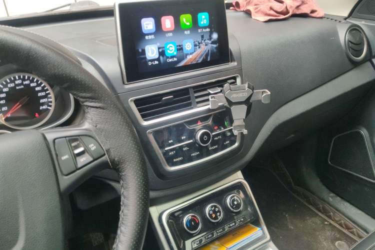 Used Bestune X40 2019 1.6L Manual Luxury Edition China VI Audio And AC Panel