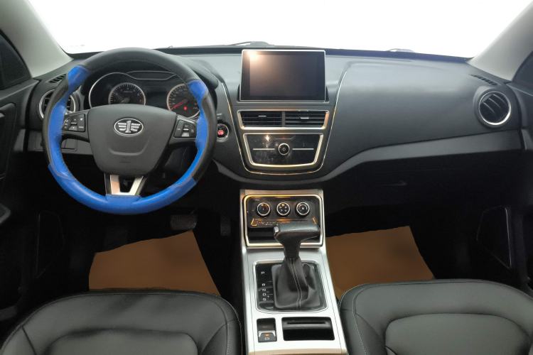 Used Bestune X40 2019 1.6L Automatic Luxury Version China V Emission Standard Center Console