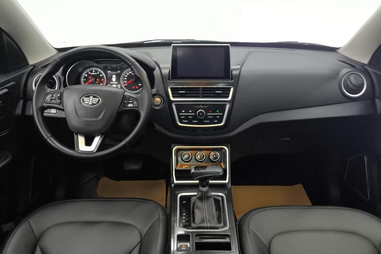Used Bestune X40 2019 1.6L Automatic Connected Smart Cool Version China V Emission Standard Center Console