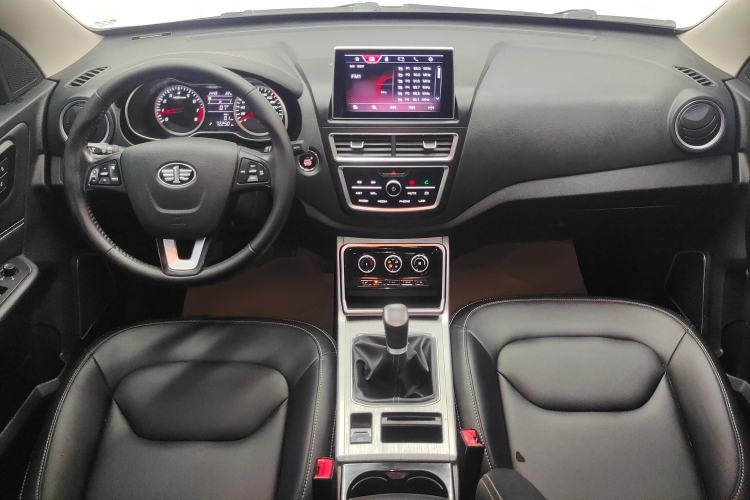 Used Bestune X40 2019 1.6L Manual Luxury Edition China V Center Console