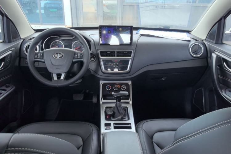 Used Bestune X40 2019 1.6L Automatic Luxury Version China V Emission Standard Center Console