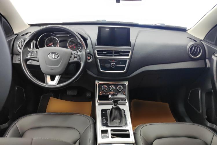 Used Bestune X40 2019 1.6L Automatic Luxury Edition China VI Center Console