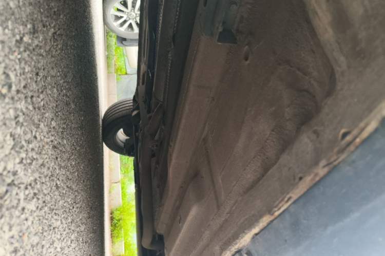 Used Bestune X40 2019 1.6L Automatic Luxury Version China V Emission Standard Chassis Front Left