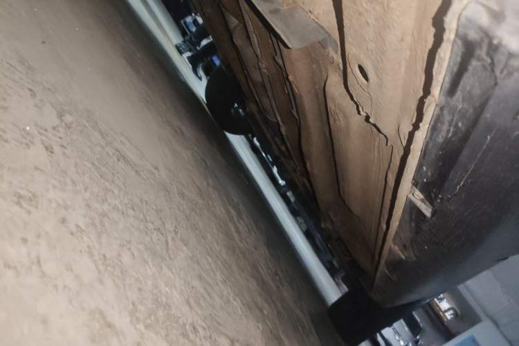 Used Bestune X40 2019 1.6L Automatic Connected Smart Cool Version China V Emission Standard Chassis Rear Right
