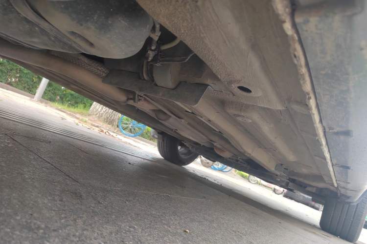 Used Bestune X40 2019 1.6L Automatic Luxury Version China V Emission Standard Chassis Rear Right