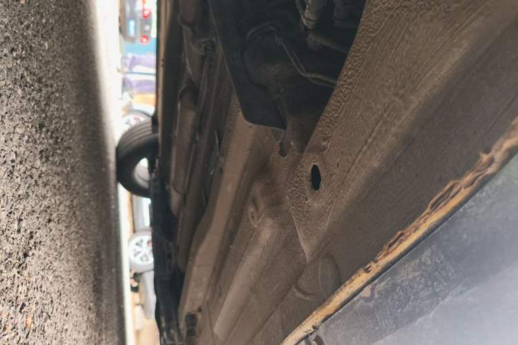 Used Bestune X40 2019 1.6L Automatic Luxury Version China V Emission Standard Chassis Rear Right