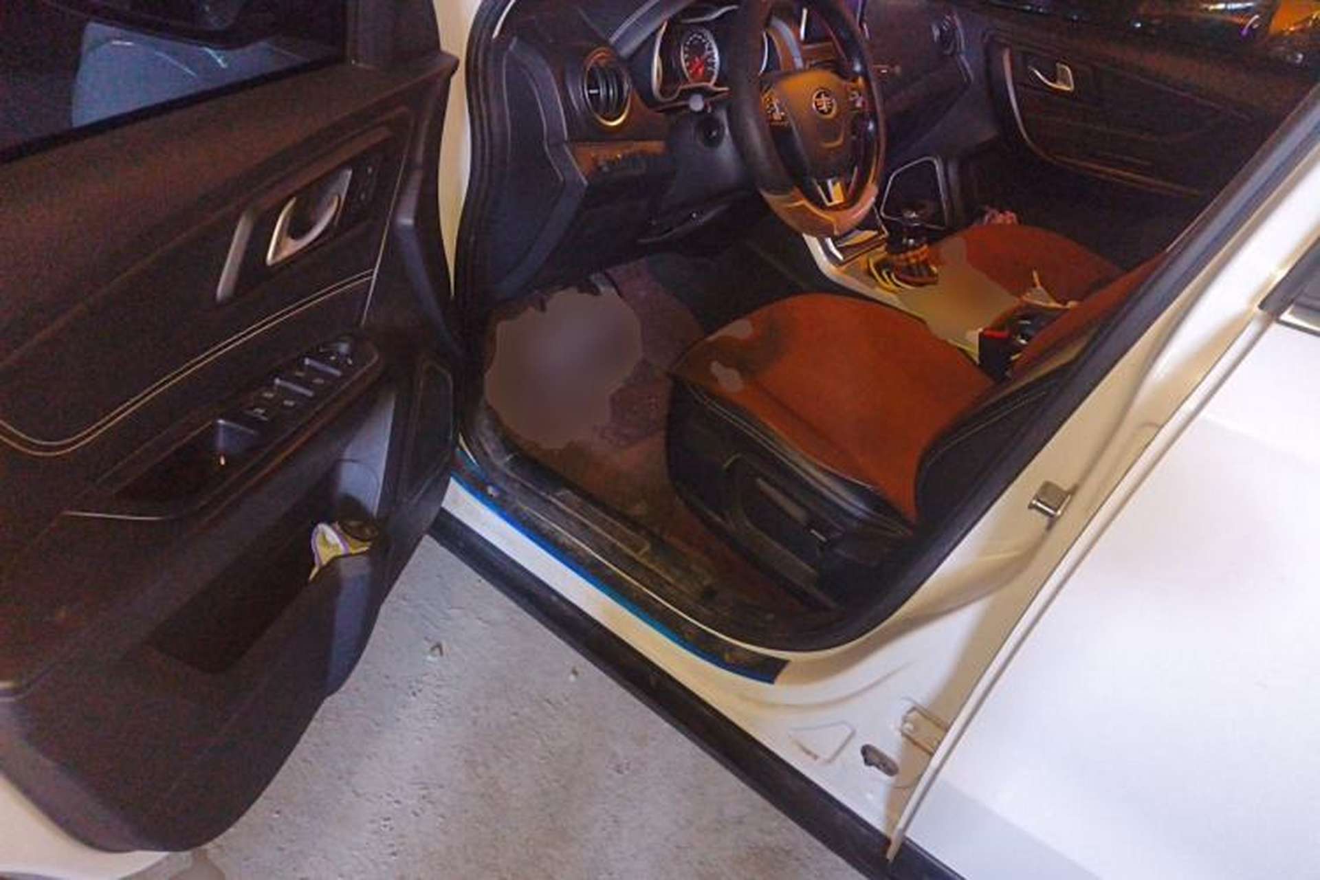 Used Bestune X40 2019 1.6L Automatic Luxury Version China V Emission Standard Driver Seat