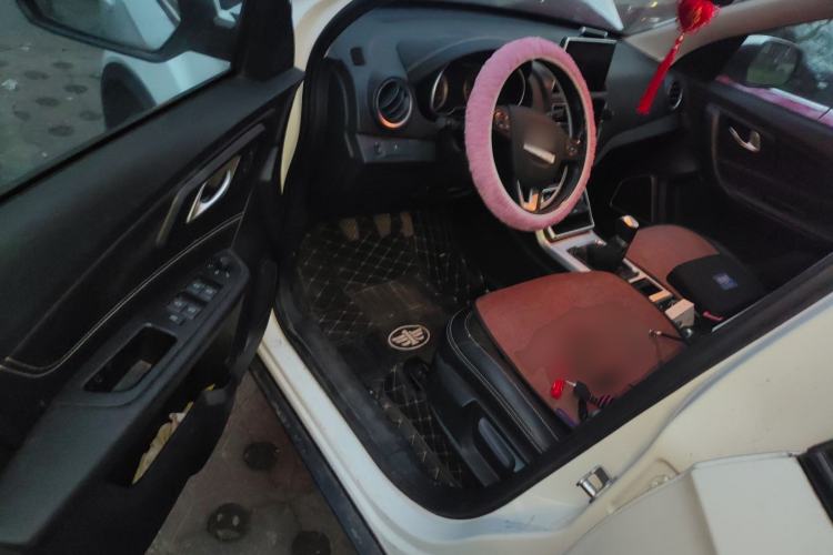 Used Bestune X40 2019 1.6L Manual Luxury Edition China VI Driver Seat
