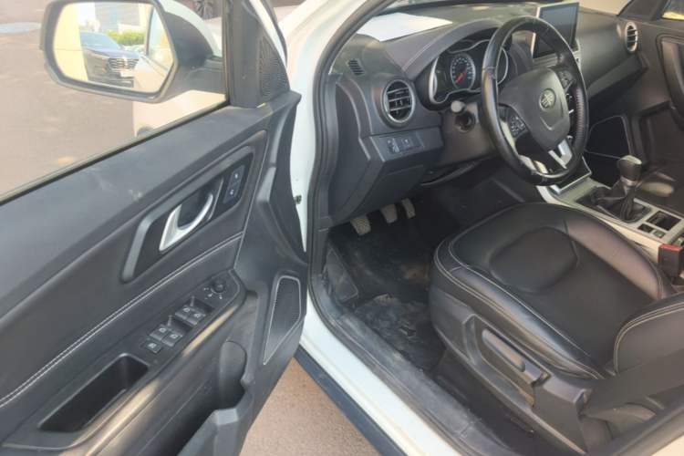 Used Bestune X40 2019 1.6L Manual Luxury Edition China VI Driver Seat