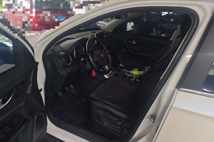 Used Bestune X40 2019 1.6L Manual Luxury Edition China VI Driver Seat
