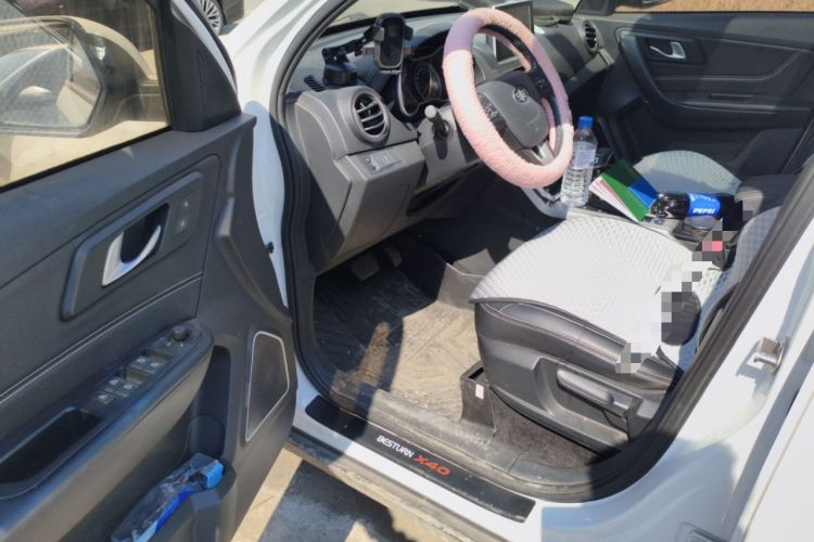 Used Bestune X40 2019 1.6L Automatic Luxury Edition China VI Driver Seat