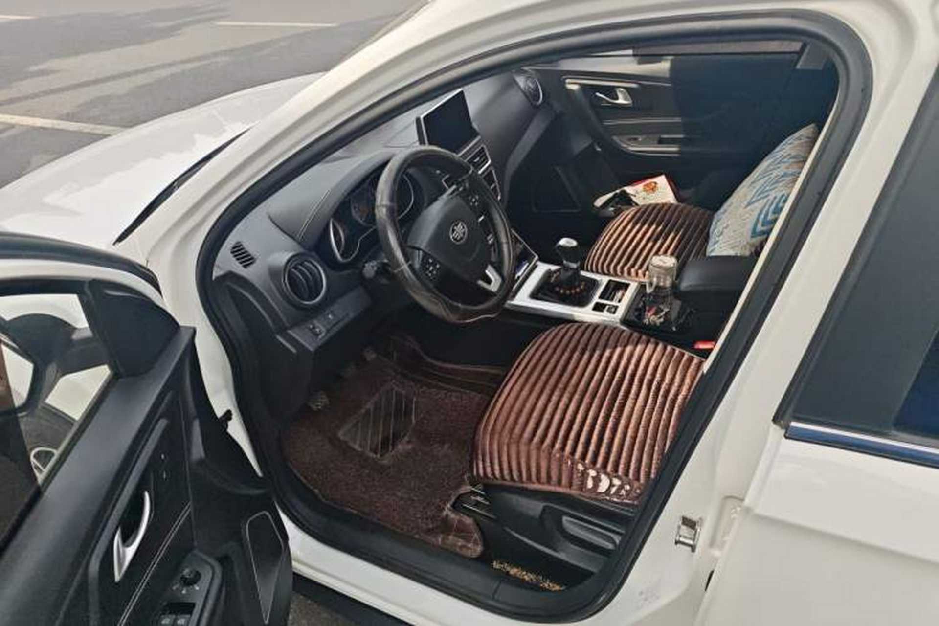 Used Bestune X40 2019 1.6L Manual Luxury Edition China V Driver Seat