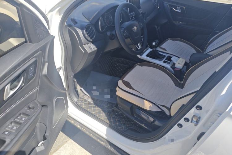 Used Bestune X40 2019 1.6L Automatic Luxury Edition China VI Driver Seat