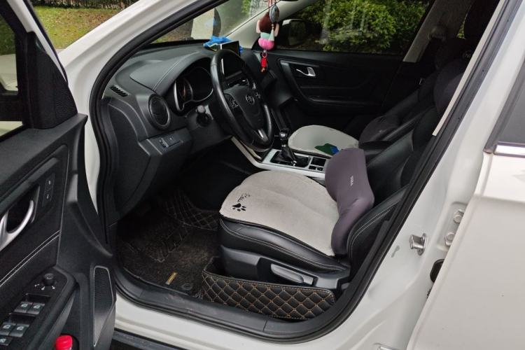Used Bestune X40 2019 1.6L Automatic Connected Smart Cool Version China V Emission Standard Driver Seat