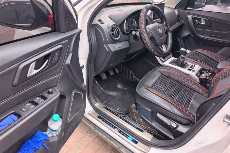 Used Bestune X40 2019 1.6L Manual Luxury Edition China V Driver Seat
