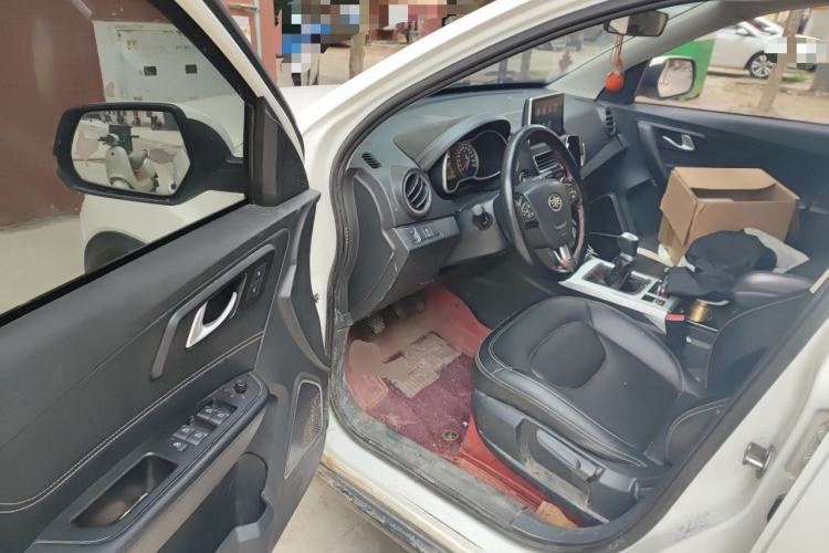 Used Bestune X40 2019 1.6L Manual Luxury Edition China VI Driver Seat
