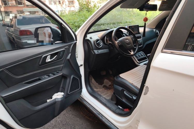 Used Bestune X40 2019 1.6L Automatic Luxury Edition China VI Driver Seat