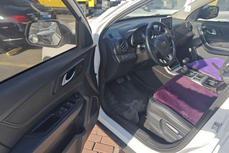 Used Bestune X40 2019 1.6L Automatic Luxury Edition China VI Driver Seat
