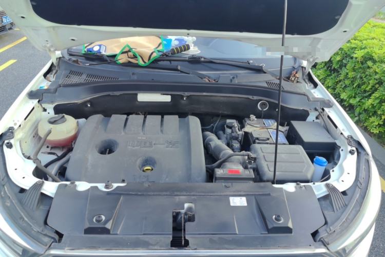 Used Bestune X40 2019 1.6L Manual Luxury Edition China VI Engine Bay