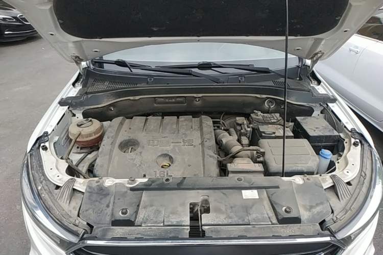 Used Bestune X40 2019 1.6L Automatic Luxury Edition China VI Engine Bay