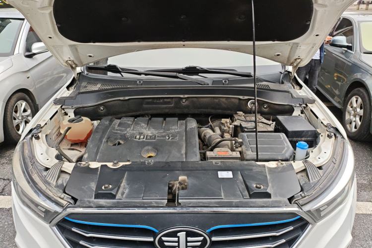Used Bestune X40 2019 1.6L Manual Luxury Edition China VI Engine Bay