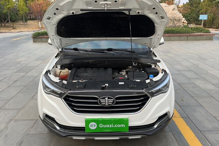 Used Bestune X40 2019 1.6L Automatic Luxury Version China V Emission Standard Engine Bay