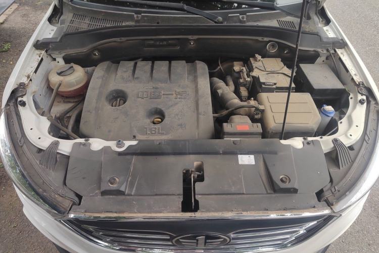 Used Bestune X40 2019 1.6L Manual Luxury Edition China VI Engine Bay