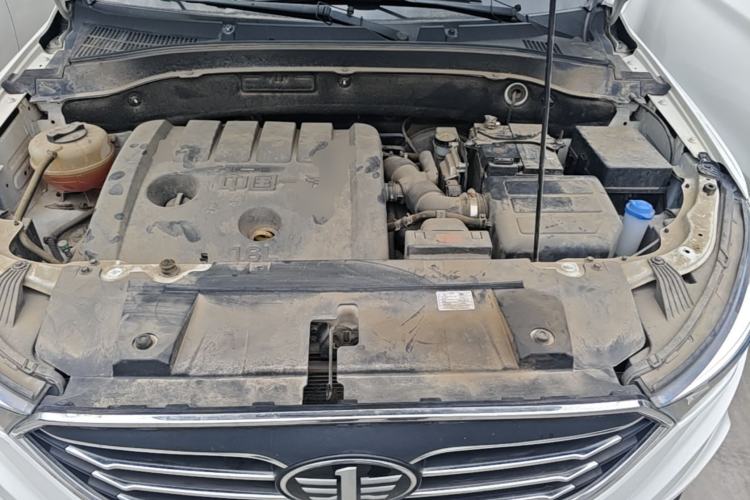 Used Bestune X40 2019 1.6L Automatic Luxury Version China V Emission Standard Engine Bay
