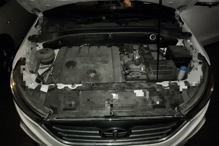 Used Bestune X40 2019 1.6L Automatic Luxury Version China V Emission Standard Engine Bay