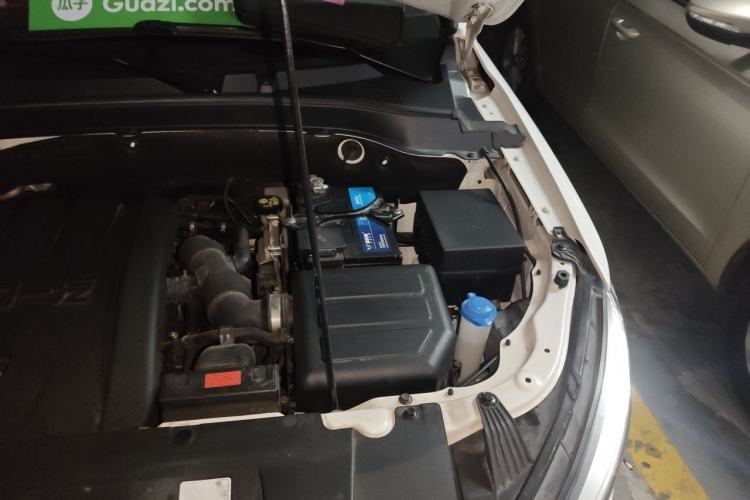 Used Bestune X40 2019 1.6L Automatic Connected Smart Cool Version China V Emission Standard Engine Bay Left