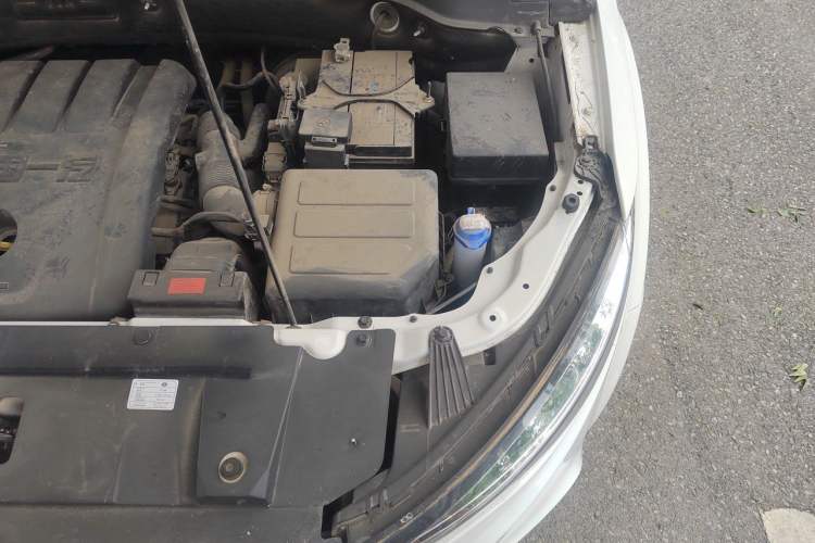 Used Bestune X40 2019 1.6L Manual Luxury Edition China VI Engine Bay Left