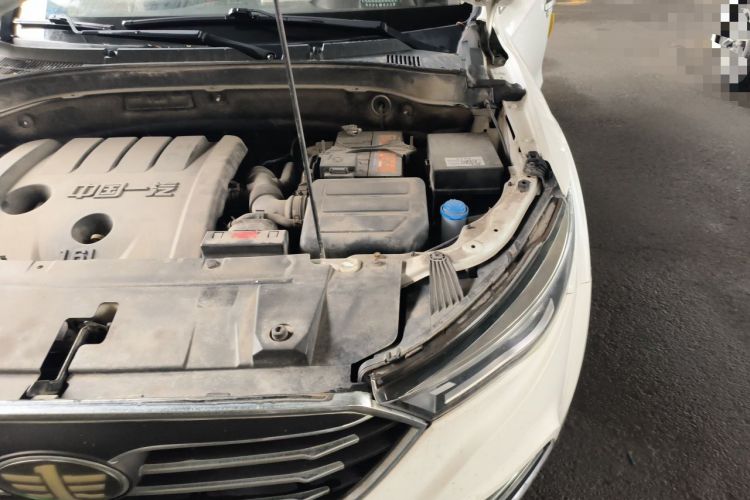 Used Bestune X40 2019 1.6L Manual Luxury Edition China V Engine Bay Left
