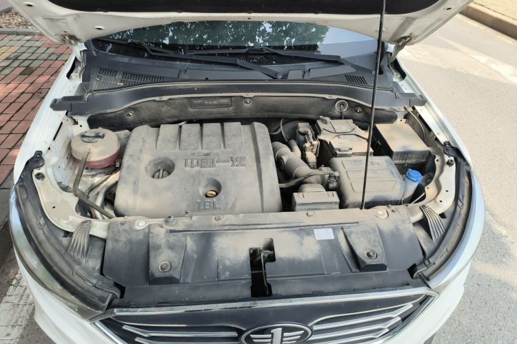 Used Bestune X40 2019 1.6L Manual Luxury Edition China VI Engine Bay