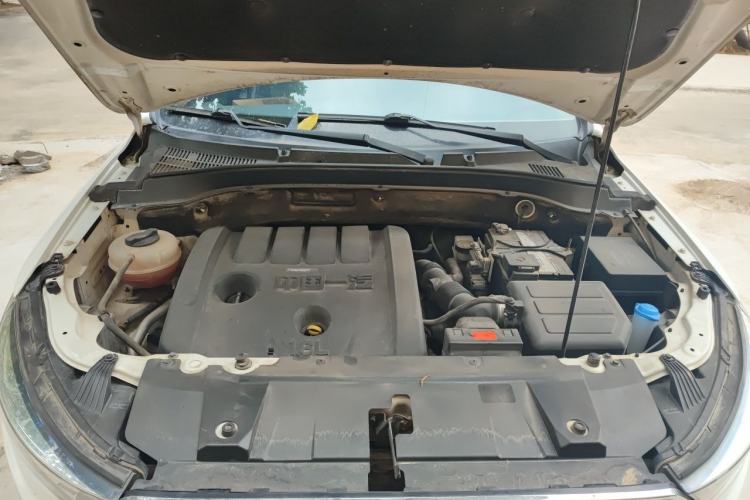 Used Bestune X40 2019 1.6L Manual Luxury Edition China VI Engine Bay