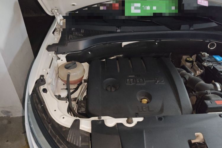 Used Bestune X40 2019 1.6L Automatic Connected Smart Cool Version China V Emission Standard Engine Bay Right