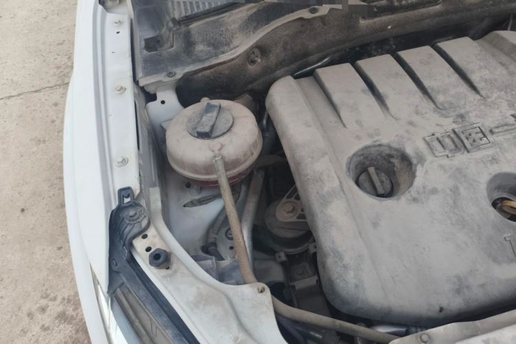 Used Bestune X40 2019 1.6L Manual Luxury Edition China VI Engine Bay Right