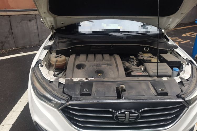 Used Bestune X40 2019 1.6L Manual Luxury Edition China VI Engine Bay Right