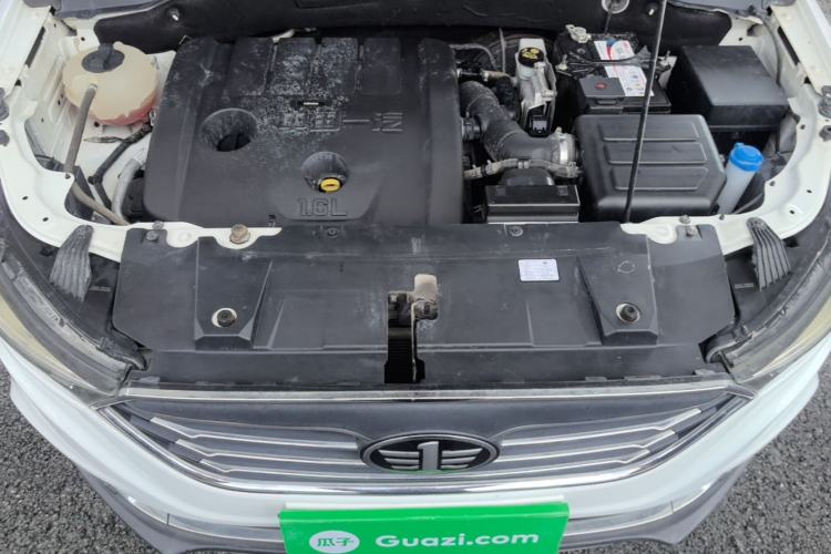 Used Bestune X40 2019 1.6L Automatic Luxury Version China V Emission Standard Engine Bay