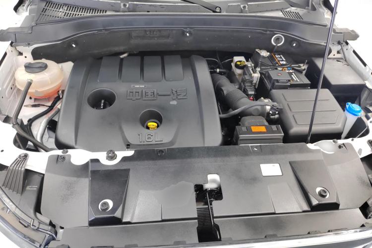 Used Bestune X40 2019 1.6L Automatic Luxury Edition China VI Engine Bay