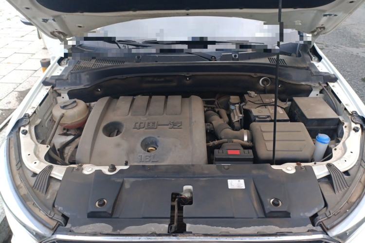 Used Bestune X40 2019 1.6L Automatic Luxury Version China V Emission Standard Engine Bay