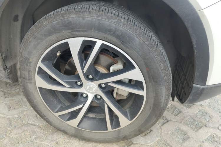 Used Bestune X40 2019 1.6L Manual Luxury Edition China VI Exterior 1