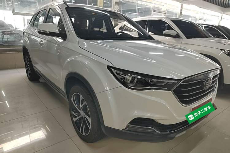 Used Bestune X40 2019 1.6L Automatic Luxury Edition China VI Exterior 1
