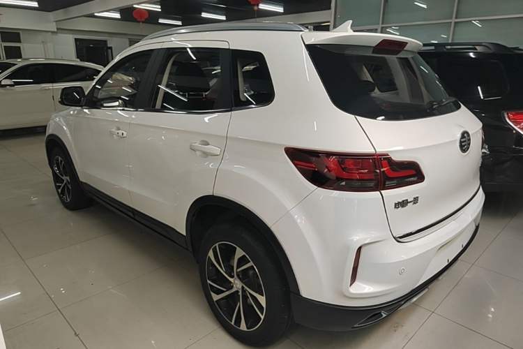 Used Bestune X40 2019 1.6L Automatic Luxury Edition China VI Exterior 2