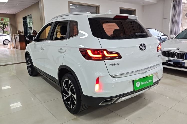 Used Bestune X40 2019 1.6L Automatic Luxury Version China V Emission Standard Exterior 2