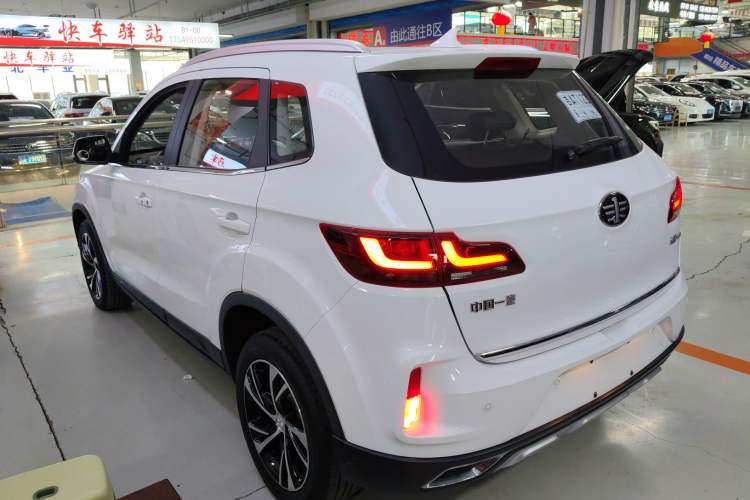 Used Bestune X40 2019 1.6L Automatic Luxury Edition China VI Exterior 3