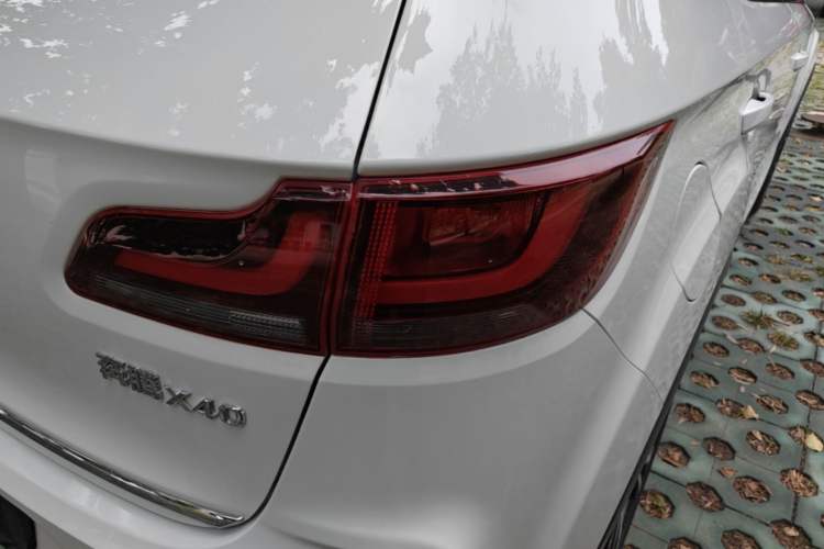 Used Bestune X40 2019 1.6L Manual Luxury Edition China VI Exterior 3