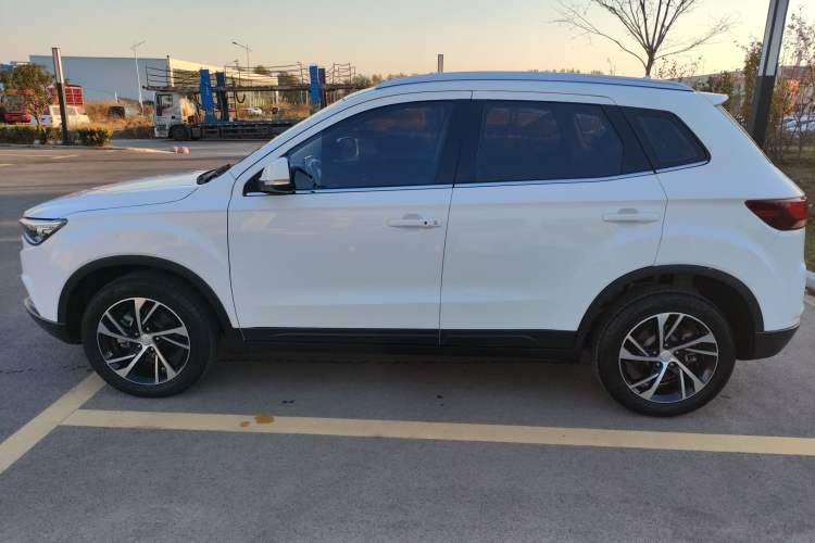 Used Bestune X40 2019 1.6L Automatic Luxury Edition China VI Exterior 5
