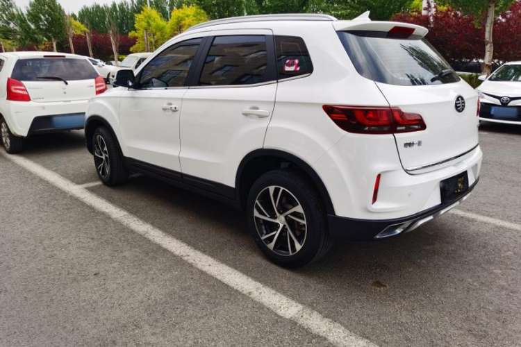 Used Bestune X40 2019 1.6L Automatic Luxury Version China V Emission Standard Exterior 5